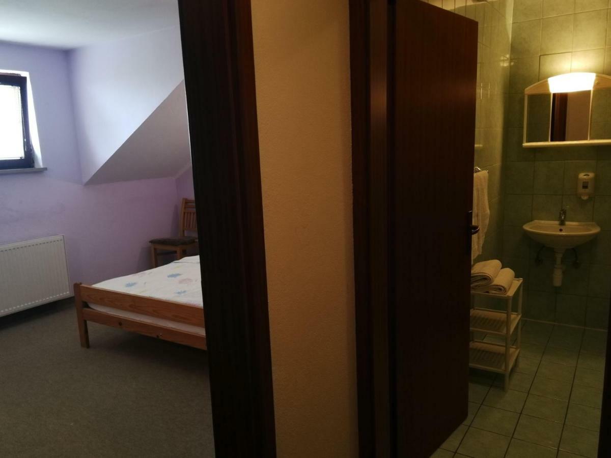 Kavana I Sobe Monika Hotel Grabrovnik Bagian luar foto