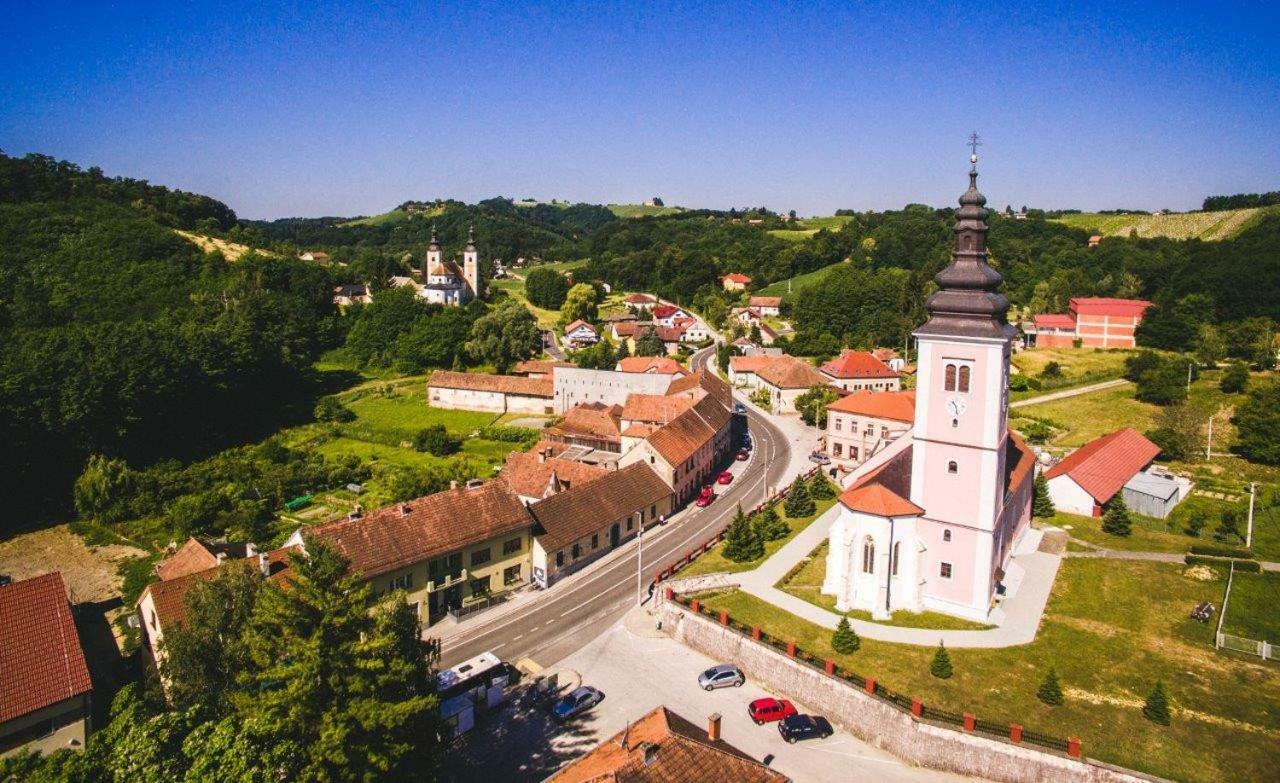 Kavana I Sobe Monika Hotel Grabrovnik Bagian luar foto